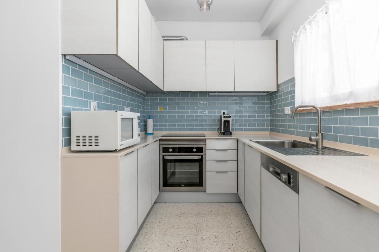 Shell Apartment, Walking To Beach And Center Лагос Екстериор снимка