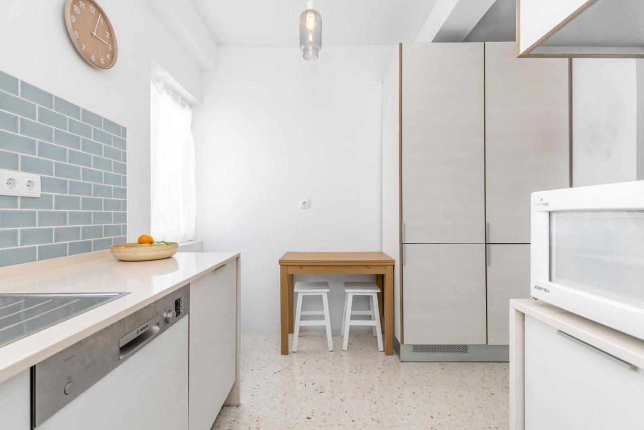 Shell Apartment, Walking To Beach And Center Лагос Екстериор снимка